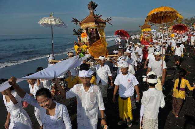 Melasti Yogyakarta Biasanya diikuti Ribuan Orang