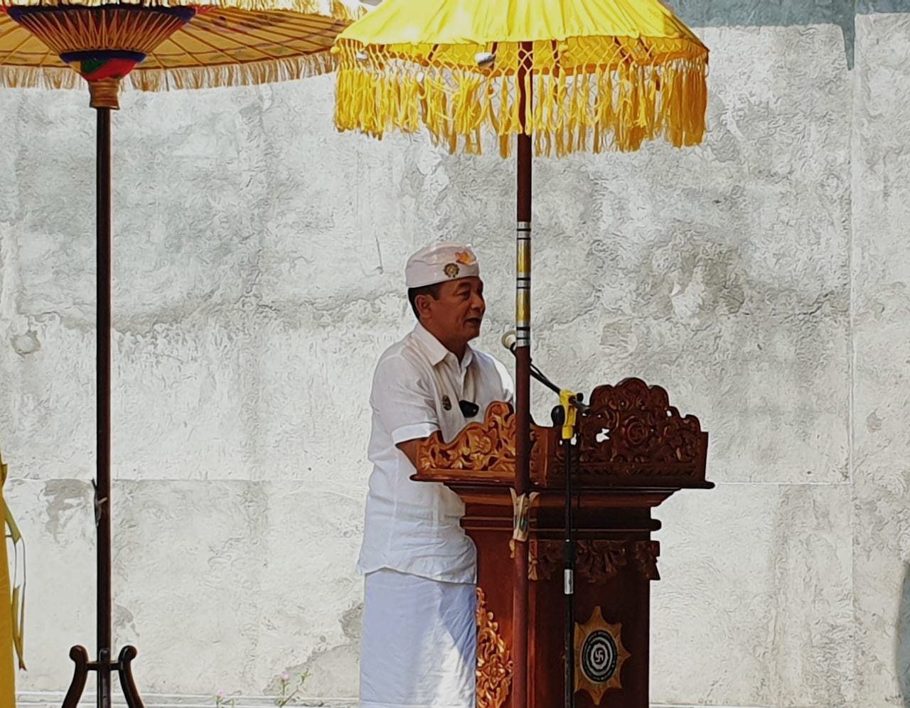 Bupati Karangasem Bali Hadiri Pujawali Pura Bhakti Widhi Gunungkidul