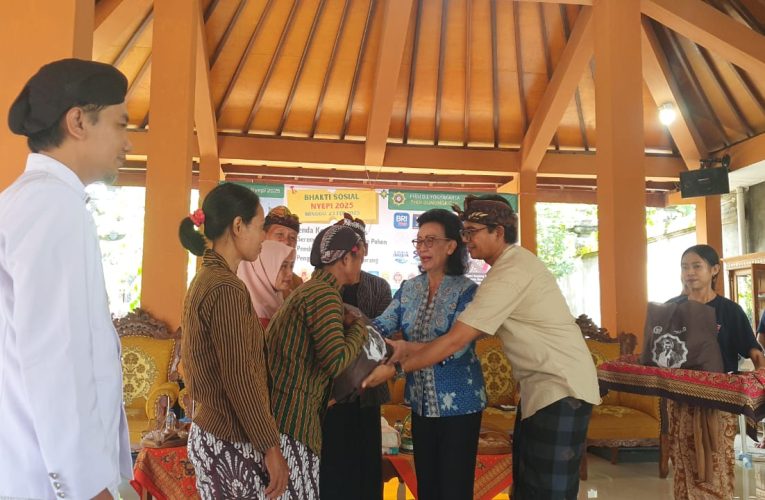 Bakti Sosial di Pura Bhakti Widi Padukuhan Bendo: Wujud Kepedulian Umat Hindu dalam Merawat Kebinekaan